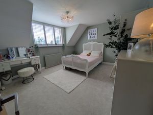 Photo 1- click for photo gallery